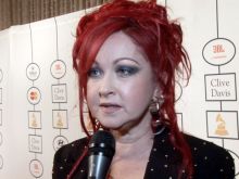 Cyndi Lauper photo