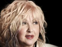 Cyndi Lauper photo