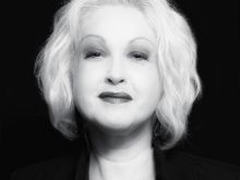 Cyndi Lauper photo