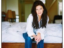 Cynthia Dale