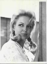 Cynthia Lynn