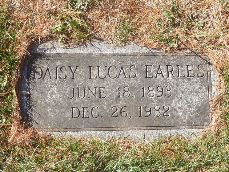 Daisy Earles