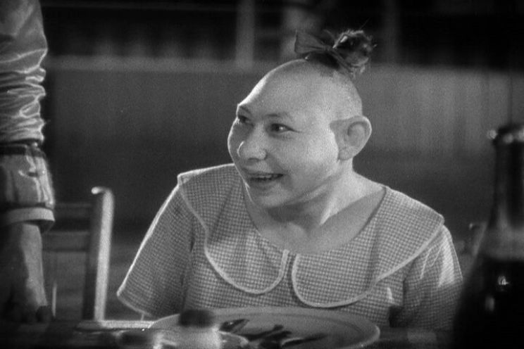 Daisy Hilton
