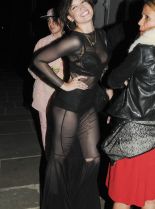 Daisy Lowe photo