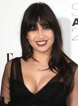 Daisy Lowe photo