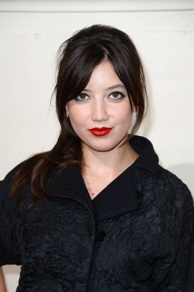 Daisy Lowe