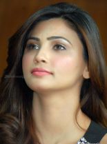 Daisy Shah