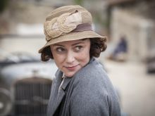 Daisy Waterstone