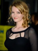 Dakota Blue Richards