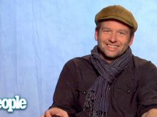 Dallas Roberts