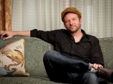 Dallas Roberts
