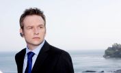 Dallas Roberts