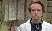 Dallas Roberts