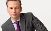 Dallas Roberts