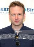 Dallas Roberts