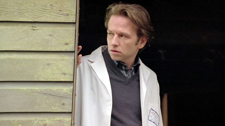 Dallas Roberts