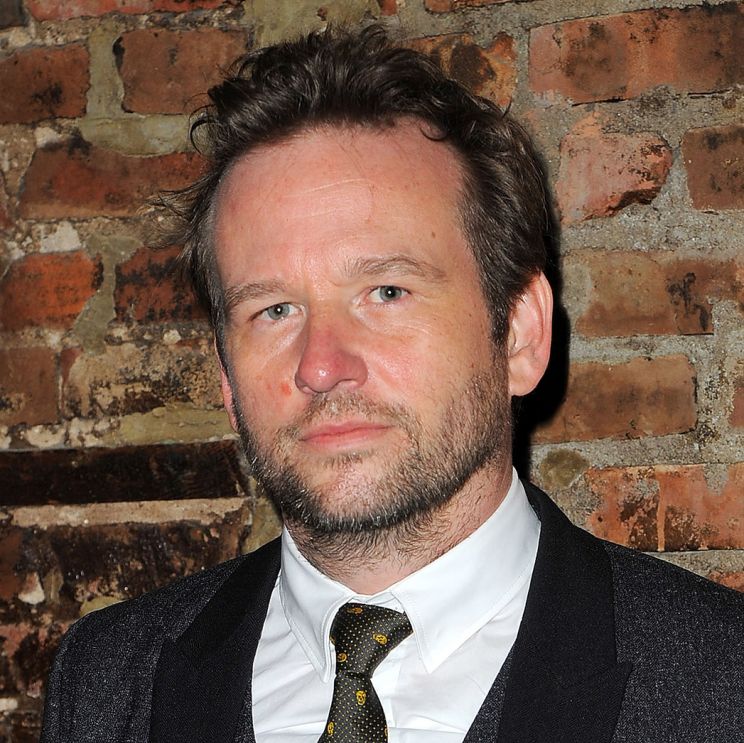 Dallas Roberts