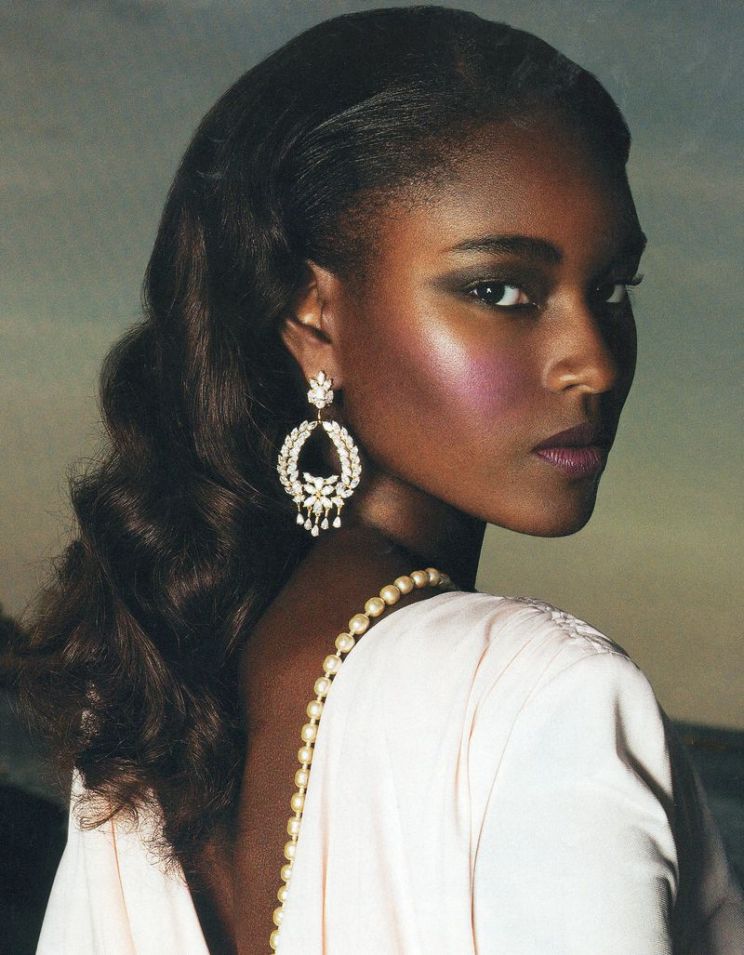 Damaris Lewis