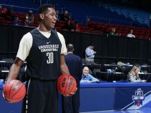 Damian Jones
