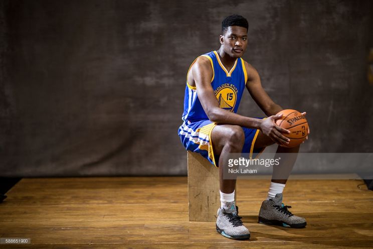 Damian Jones