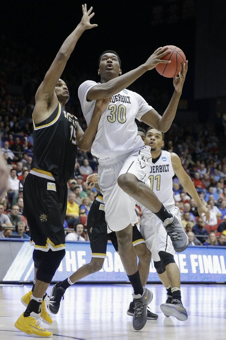 Damian Jones