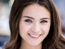 Damla Sönmez