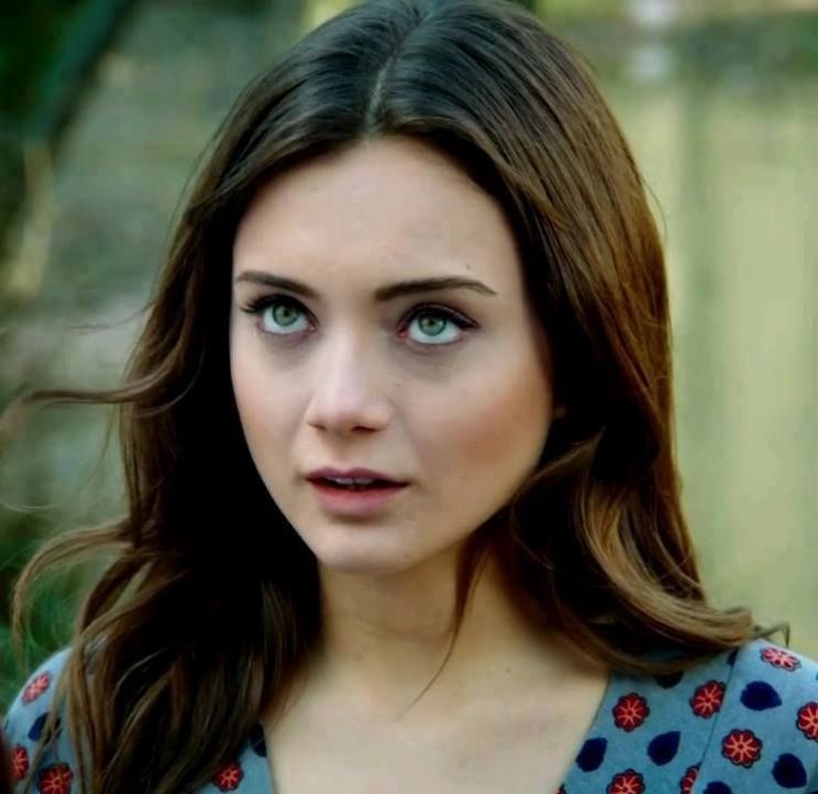 Damla Sönmez