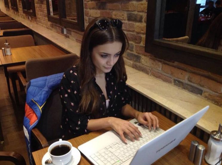 Damla Sönmez