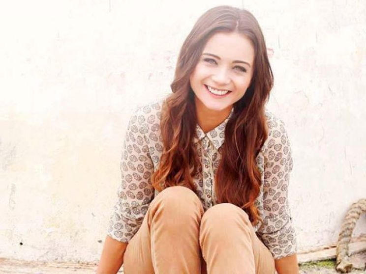 Damla Sönmez