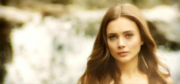 Damla Sönmez