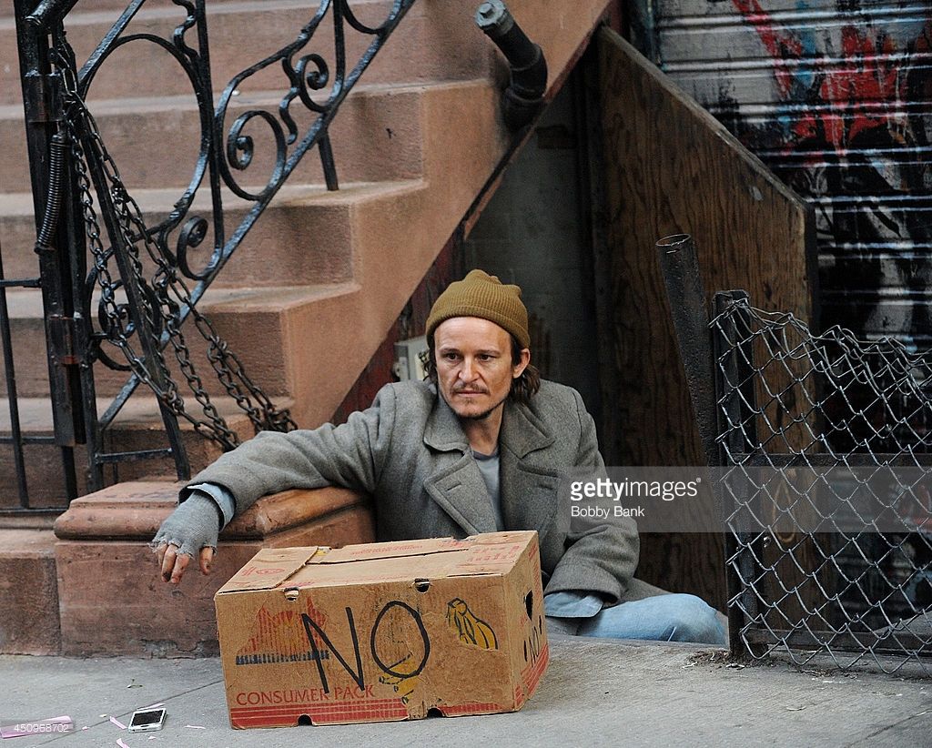Pictures of Damon Herriman