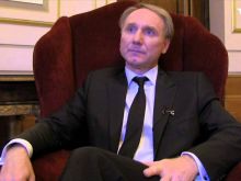 Dan Brown