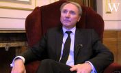 Dan Brown