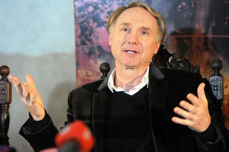 Dan Brown