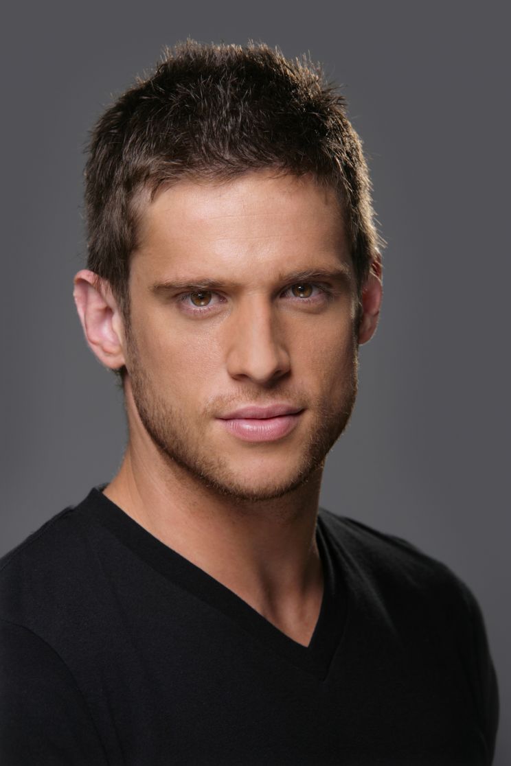 Dan Ewing