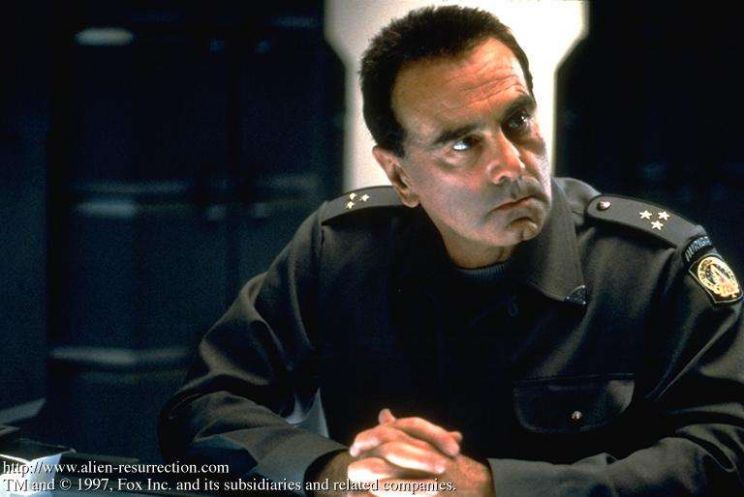 Dan Hedaya