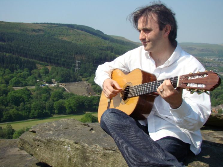 Dan Jones