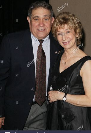 Dan Lauria