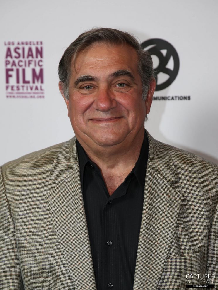 Dan Lauria