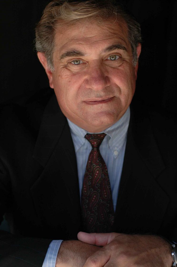 Dan Lauria