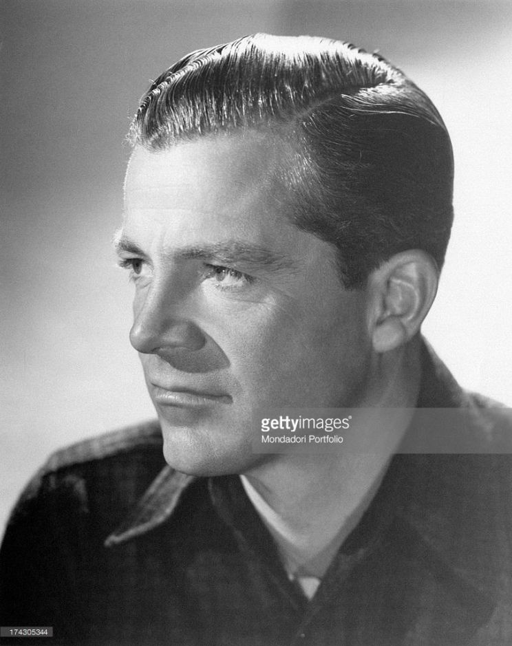 Dana Andrews