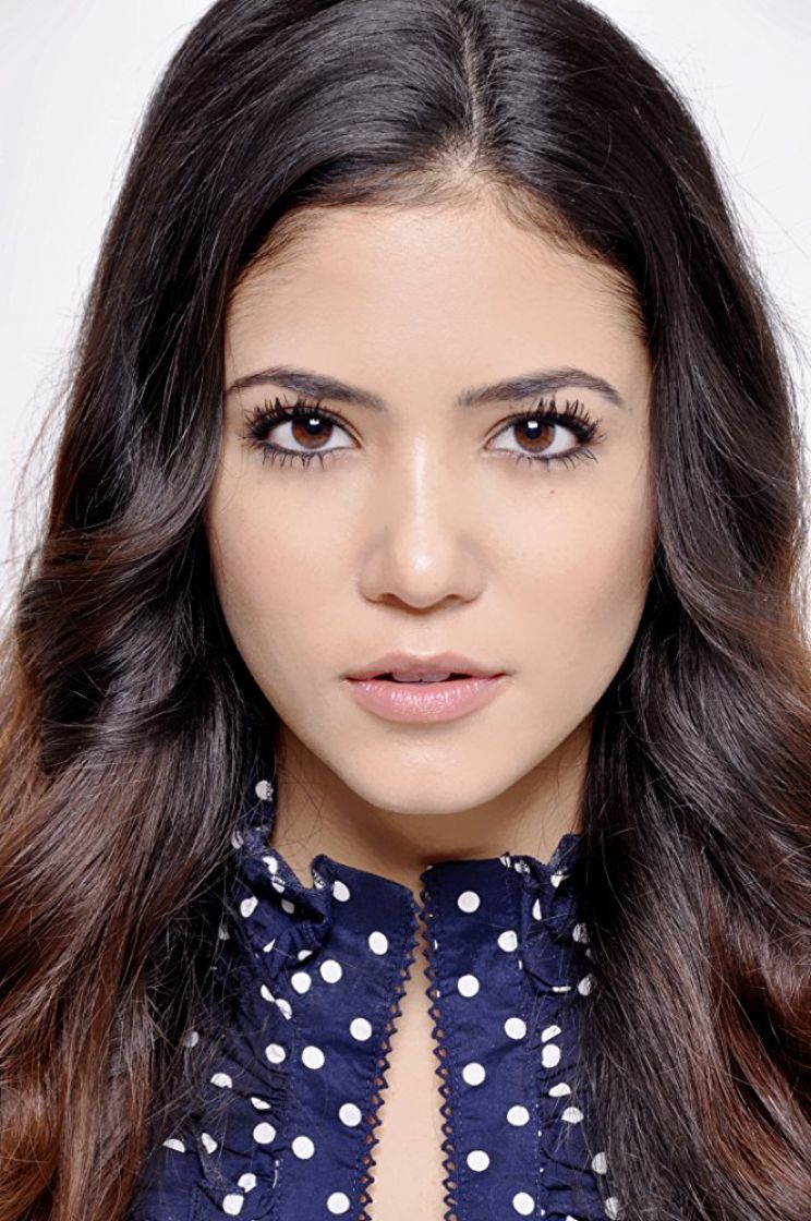 Dana De La Garza