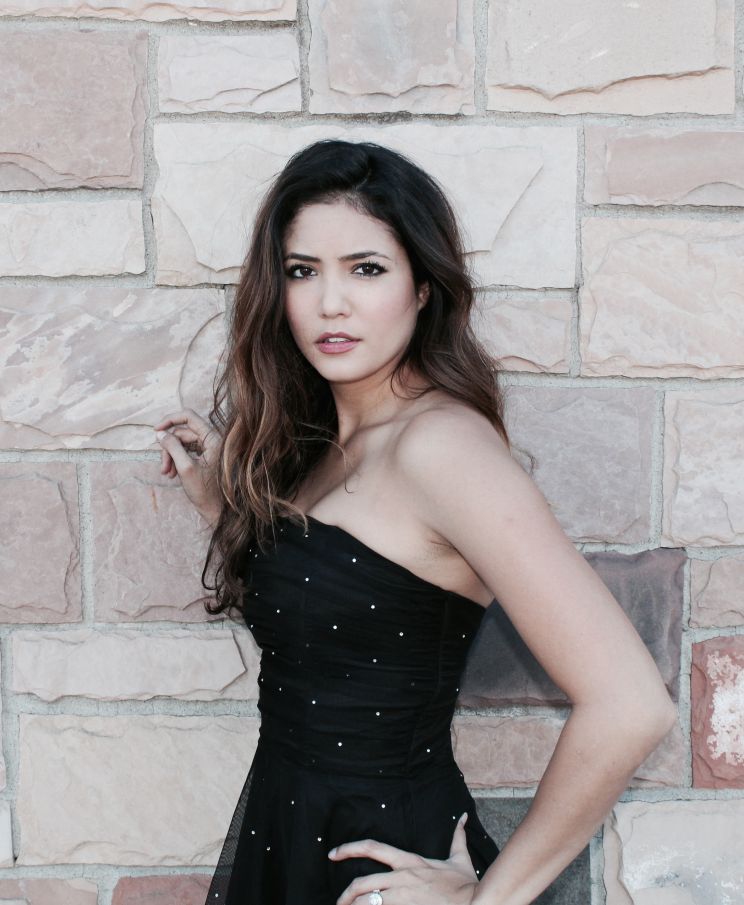 Dana De La Garza