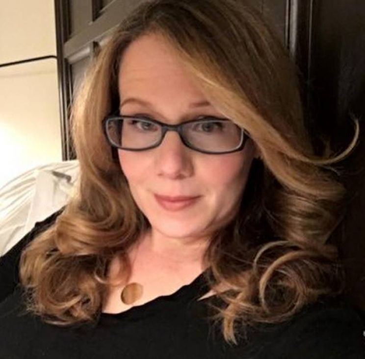 Dana Fox