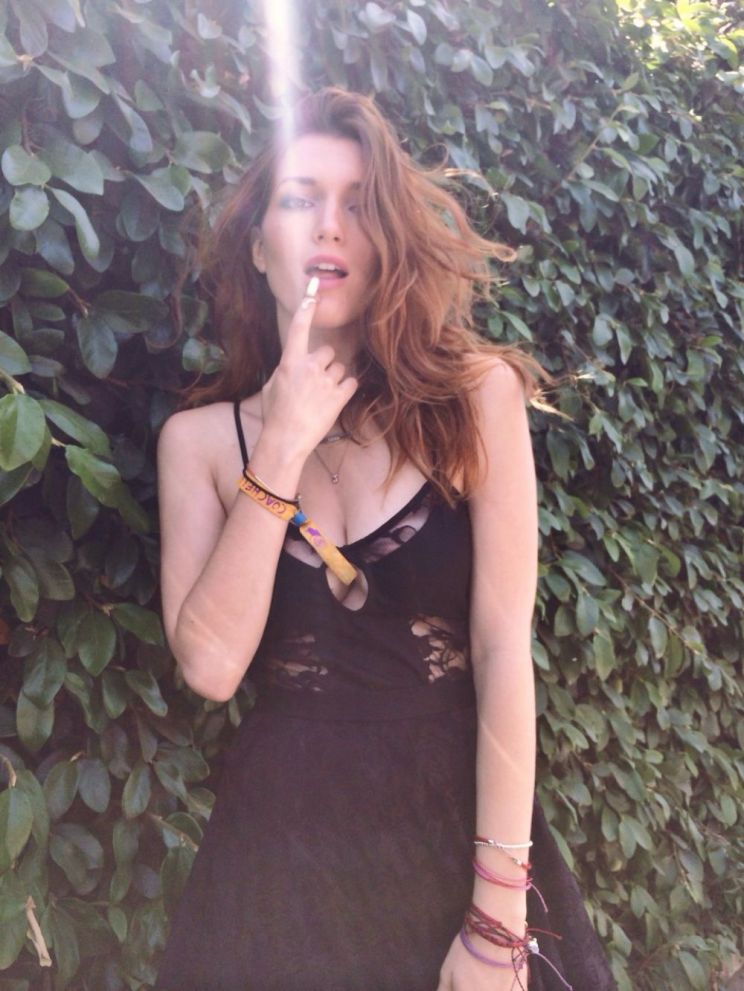 Dani Thorne