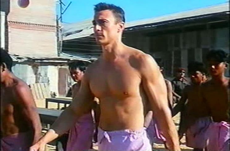 Daniel Bernhardt