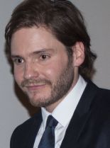 Daniel Brühl photo