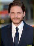 Daniel Brühl