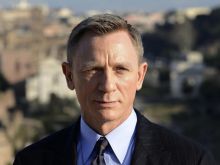 Daniel Craig