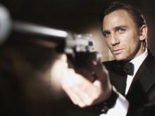 Daniel Craig